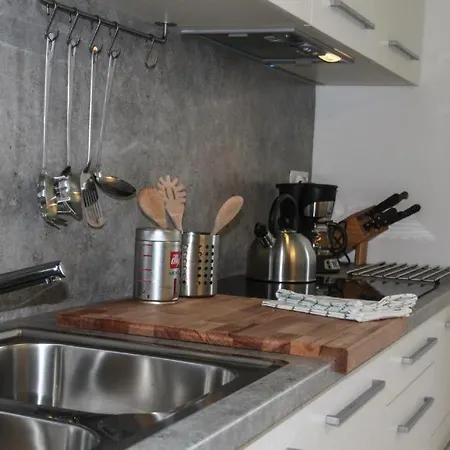 Apartament My Holiday - Casa Adele - Glicine *