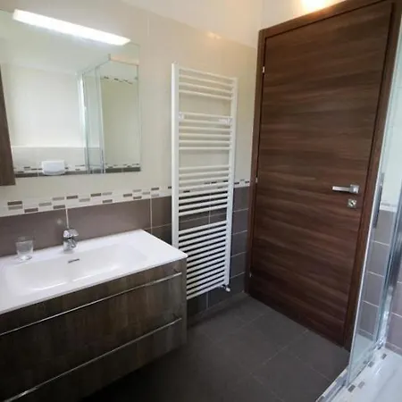 My Holiday - Casa Adele - Glicine Vercana