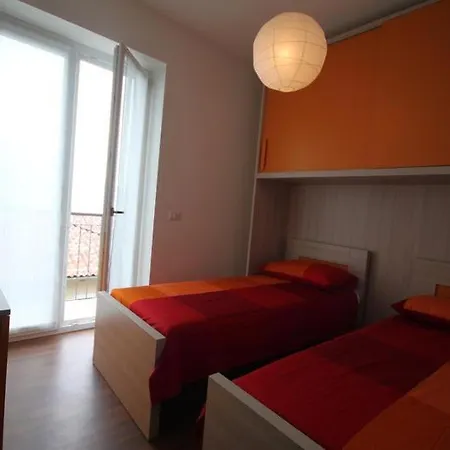My Holiday - Casa Adele - Glicine Apartament Vercana